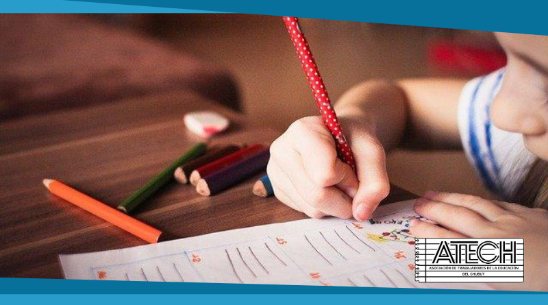 ¿Cuál es la política Educativa de la Provincia de Chubut ?