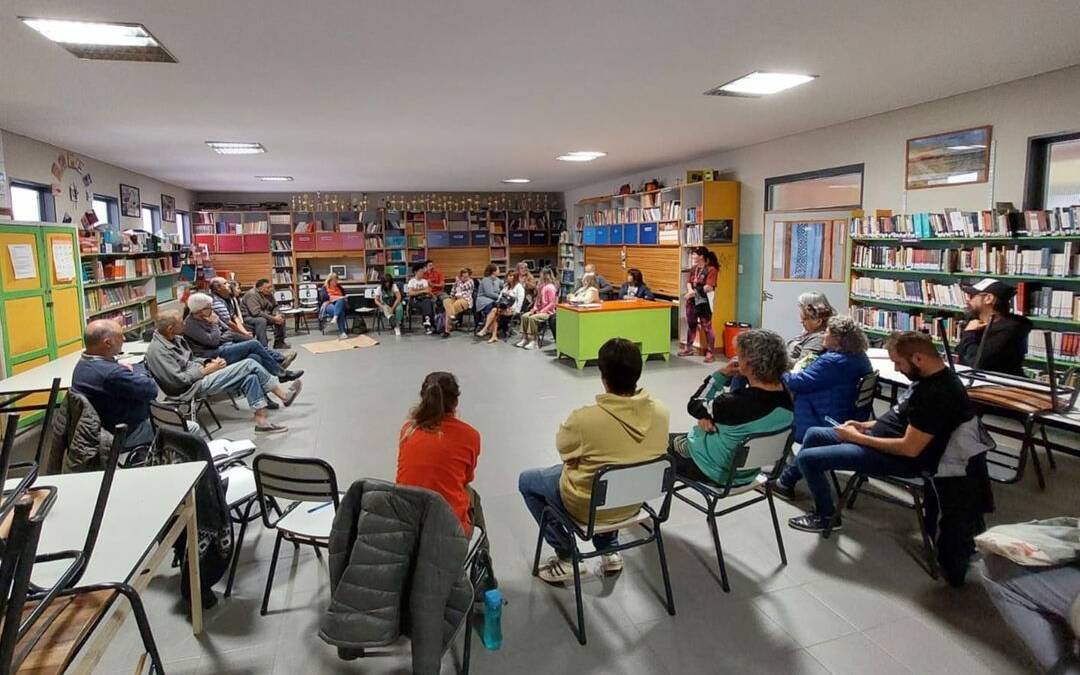 Exigimos que se respete el derecho a las asambleas escolares