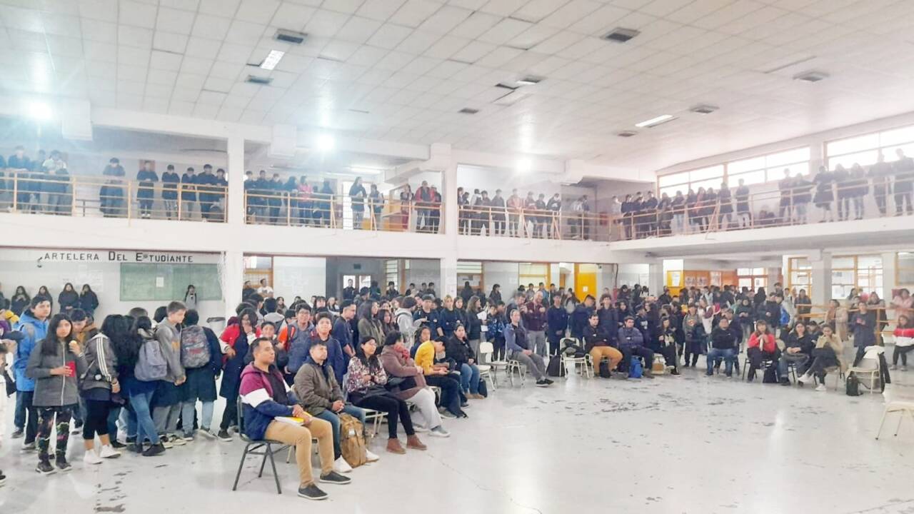 Politécnica 702 portada